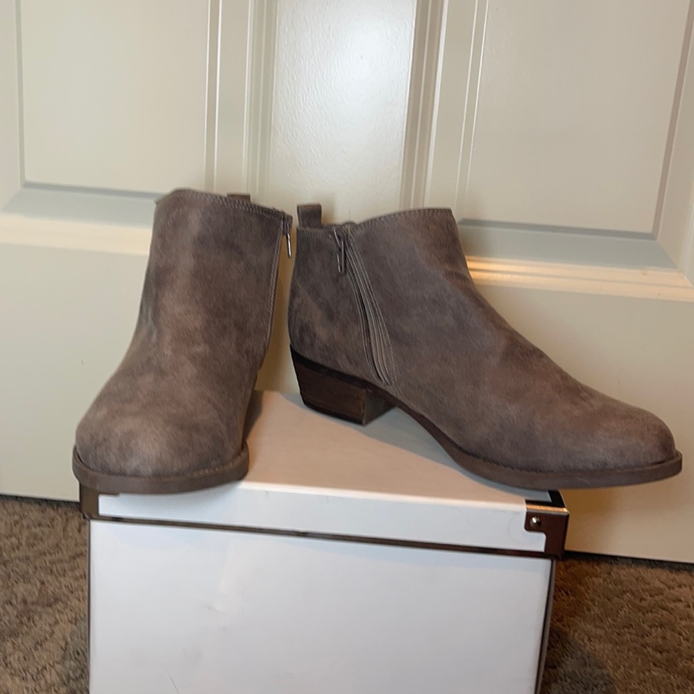 Brown boots
